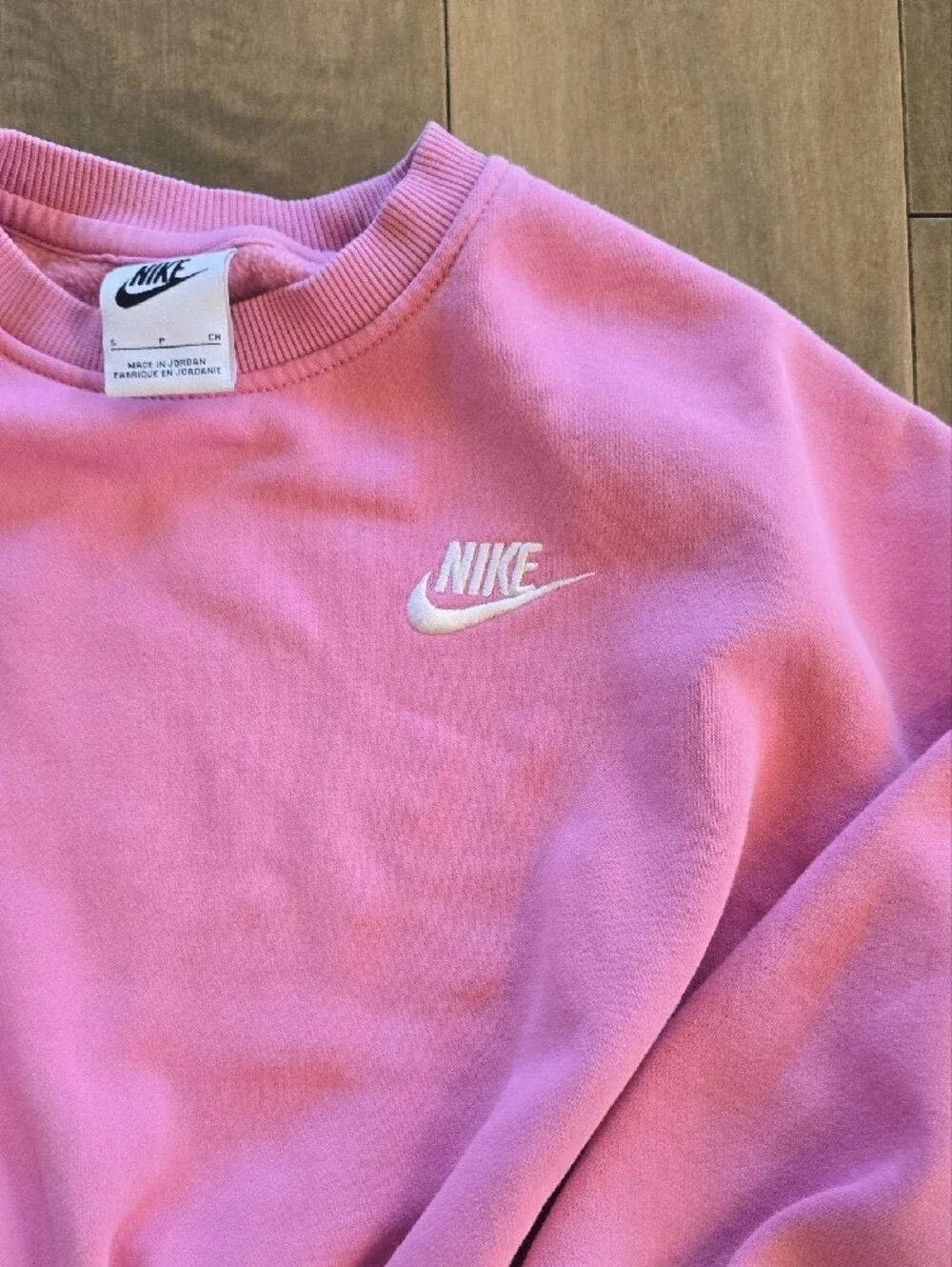 Nike Women's Light Pink Cropped Sweatshirt with White Logo